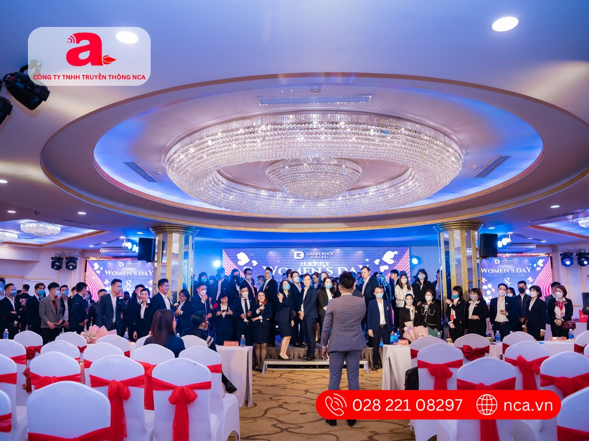 Tổ chức sự kiện và triển lãm