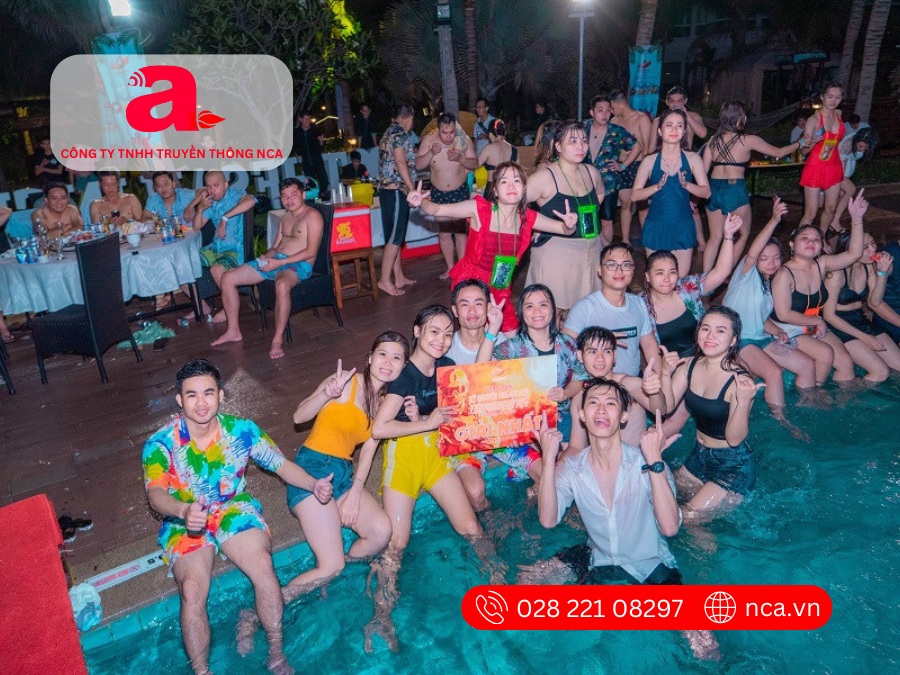 Ý tưởng gala dinner concept pool party