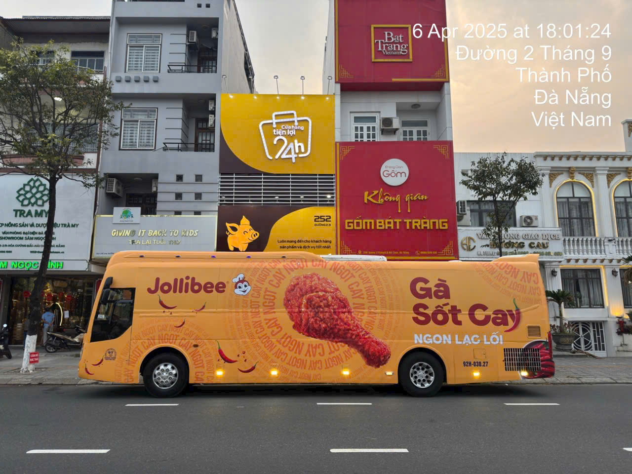 Yếu tố ảnh hưởng đến báo giá quảng cáo trên xe bus