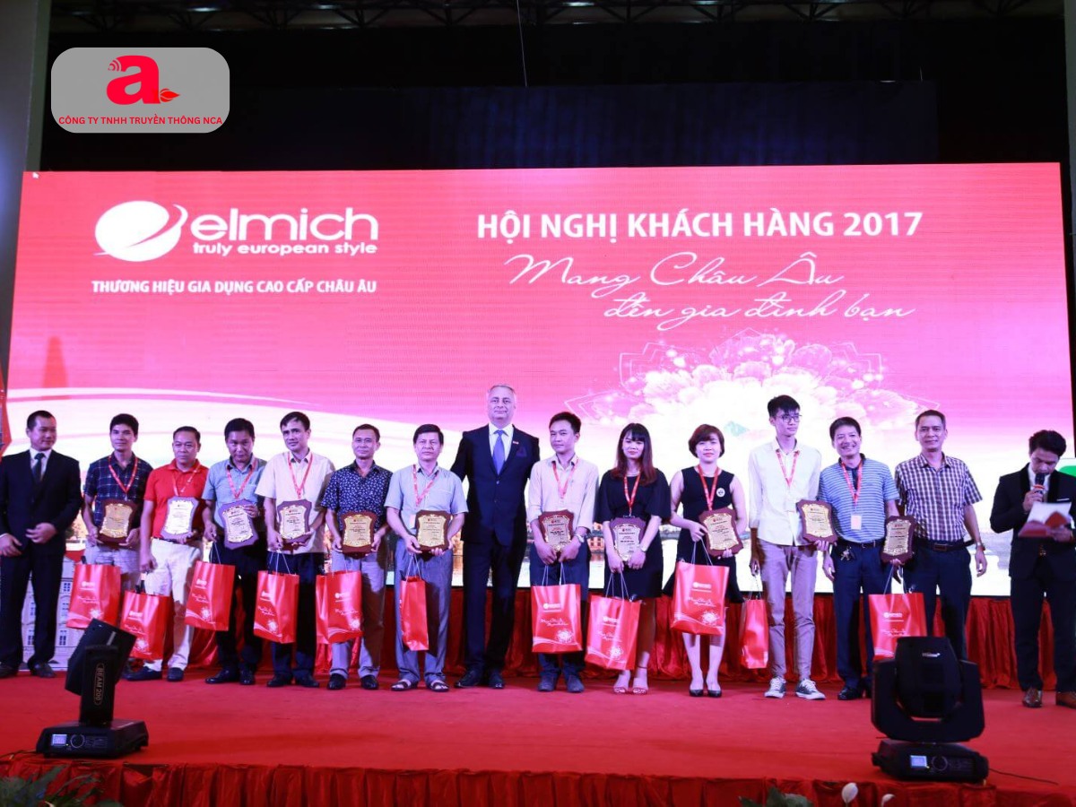 Hội nghị khách hàng