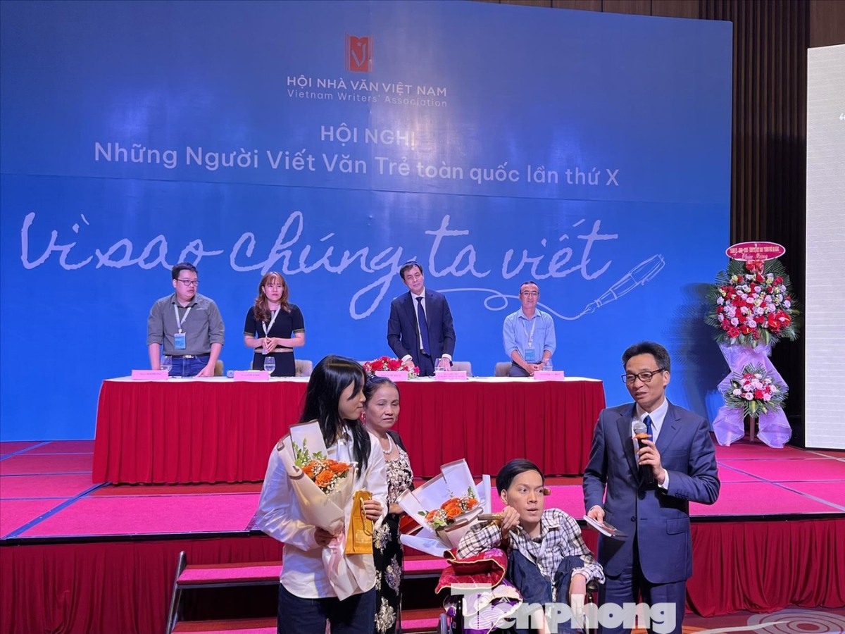 Hội nghị tác giả