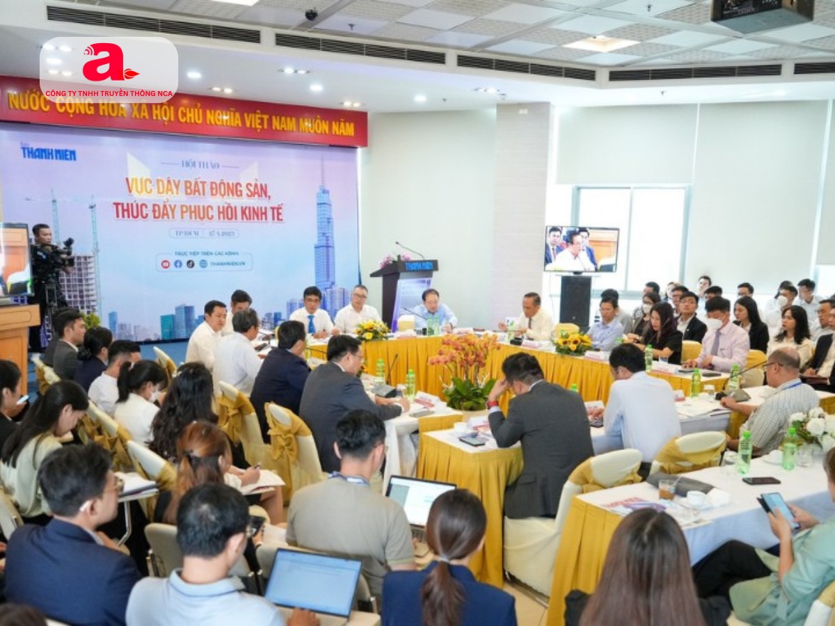 Phía ban tổ chức nên dự trù các phương án thay thế phòng trường hợp xảy ra sự cố suốt thời gian diễn ra hội thảo