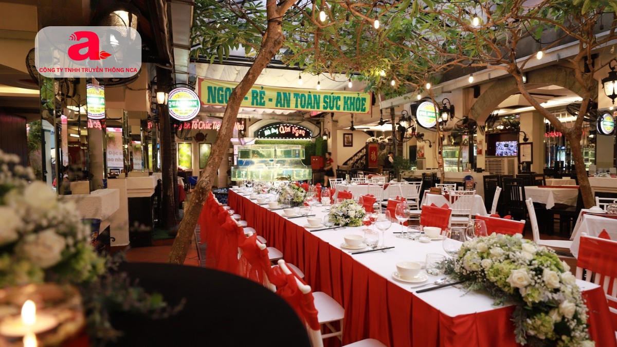 Trang trí và thiết kế không gian mang đậm chất Giáng sinh